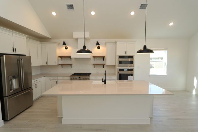 2627 Good Morrow Drive, Rosenberg, TX 77471