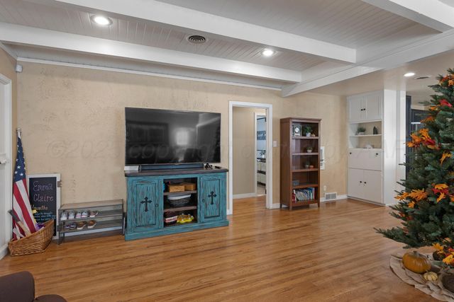 2101 S Hayden Street, Amarillo, TX 79109