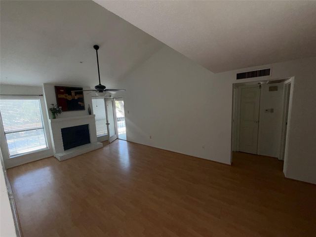 7950 N Stadium Drive 194, Houston, TX 77030