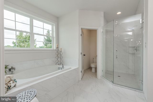 004 MULLEN DR, Sicklerville, NJ 08081