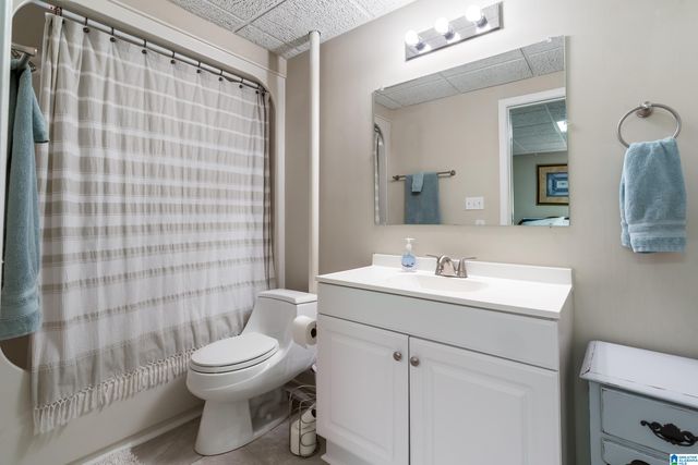 128 CHESHIRE LANE, Pelham, AL 35124