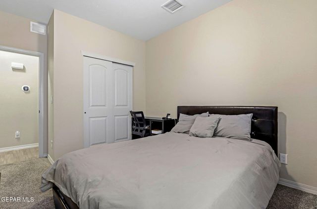 13736 Garforth Avenue, Horizon City, TX 79928