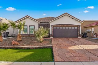 13736 Garforth Avenue, Horizon City, TX 79928