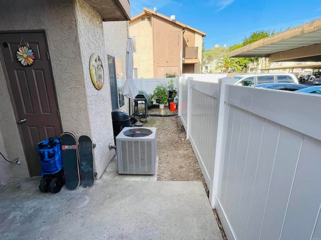 12750 Laurel Street, Lakeside, CA 92040