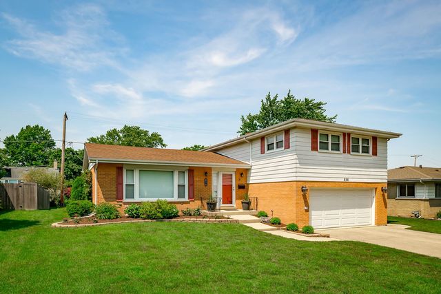 856 S Stratford Avenue, Elmhurst, IL 60126