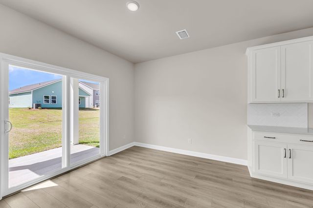 4030 Lemon Grass Lane, Ravenel, SC 29470