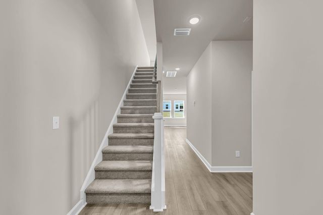 4030 Lemon Grass Lane, Ravenel, SC 29470
