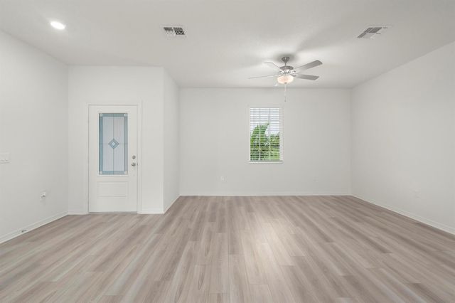 9375 103rd Avenue, Vero Beach, FL 32967