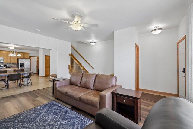 976 Stonehaven Drive, Sun Prairie, WI 53590