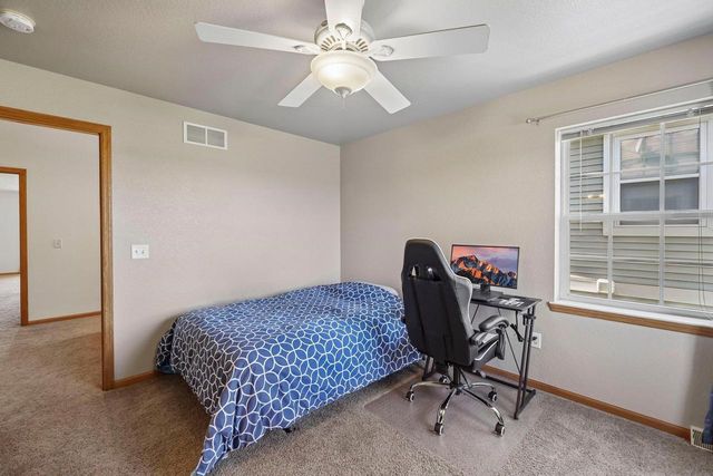 976 Stonehaven Drive, Sun Prairie, WI 53590