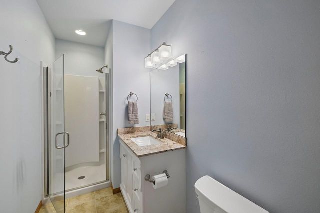 976 Stonehaven Drive, Sun Prairie, WI 53590