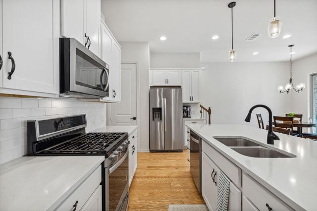 17709 Agave Lane, Dallas, TX 75252