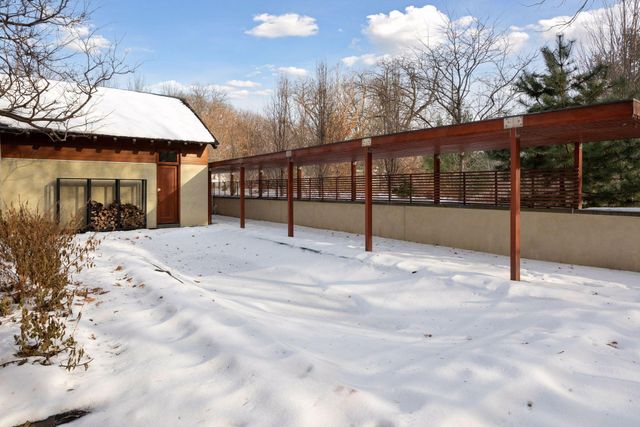 20545 Linden Road, Deephaven, MN 55331