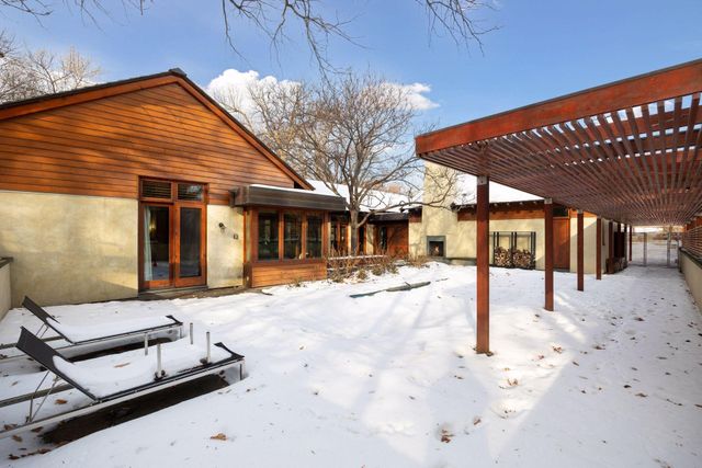 20545 Linden Road, Deephaven, MN 55331