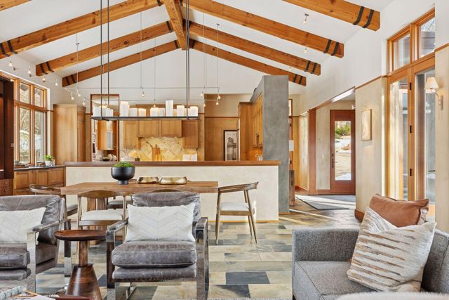 20545 Linden Road, Deephaven, MN 55331