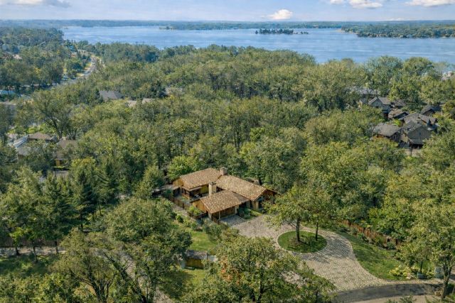 20545 Linden Road, Deephaven, MN 55331