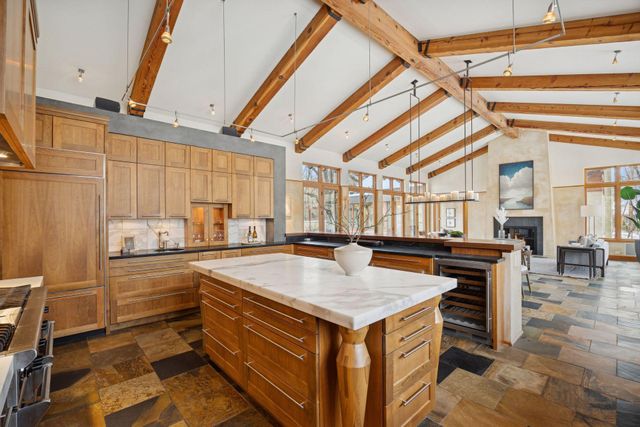 20545 Linden Road, Deephaven, MN 55331