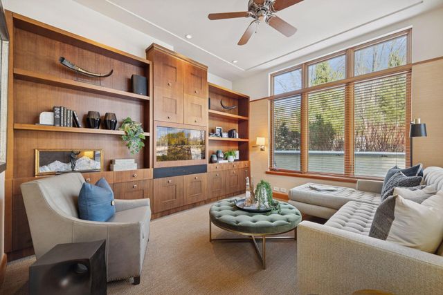 20545 Linden Road, Deephaven, MN 55331