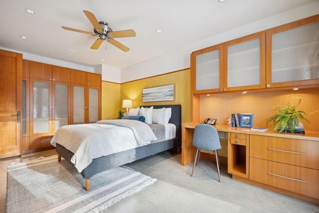 20545 Linden Road, Deephaven, MN 55331