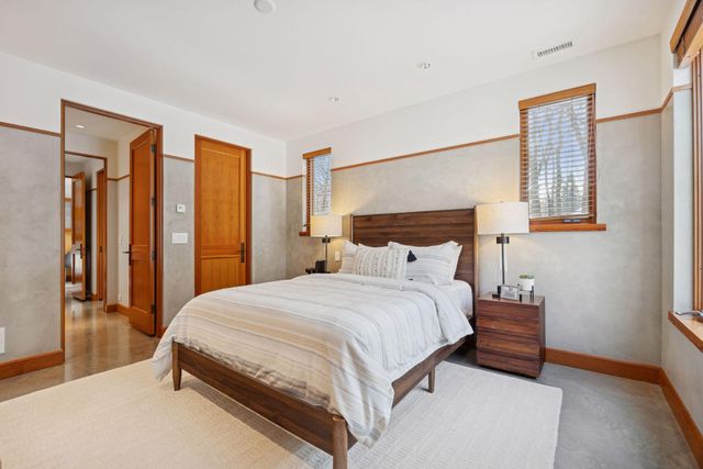 20545 Linden Road, Deephaven, MN 55331