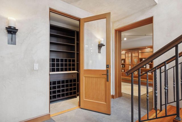 20545 Linden Road, Deephaven, MN 55331