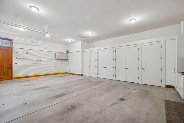 20545 Linden Road, Deephaven, MN 55331