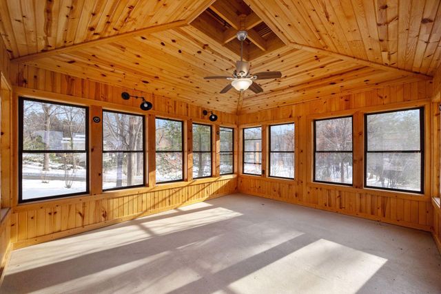 20545 Linden Road, Deephaven, MN 55331