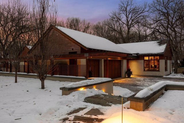 20545 Linden Road, Deephaven, MN 55331