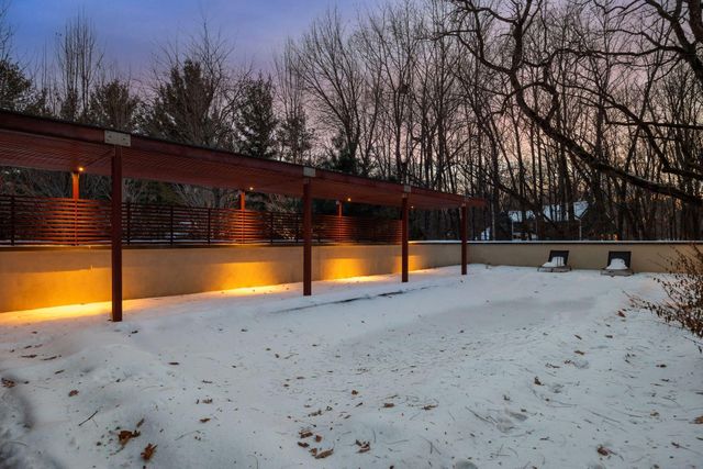 20545 Linden Road, Deephaven, MN 55331