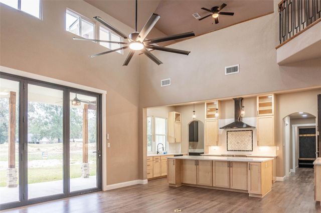 124 Hickory, Village Mills, TX 77663