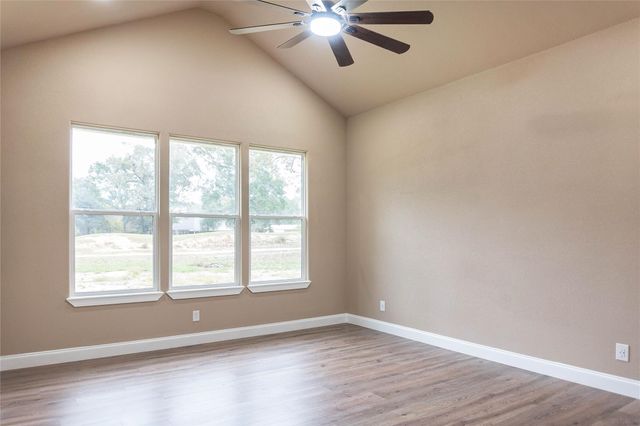 124 Hickory, Village Mills, TX 77663