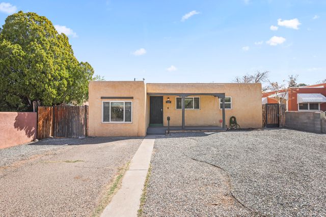 1224 Vassar Drive NE, Albuquerque, NM 87106