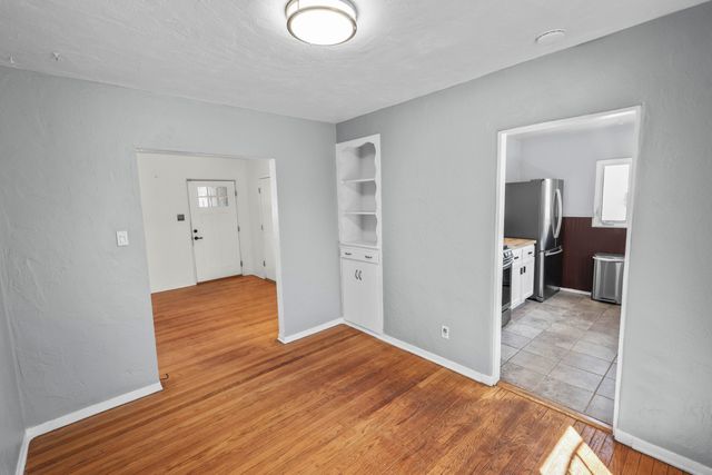 1224 Vassar Drive NE, Albuquerque, NM 87106