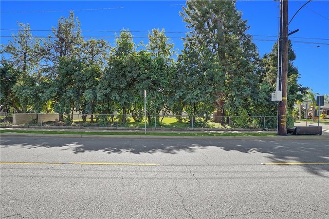 658 E Francisquito Ave, West Covina, CA 91790