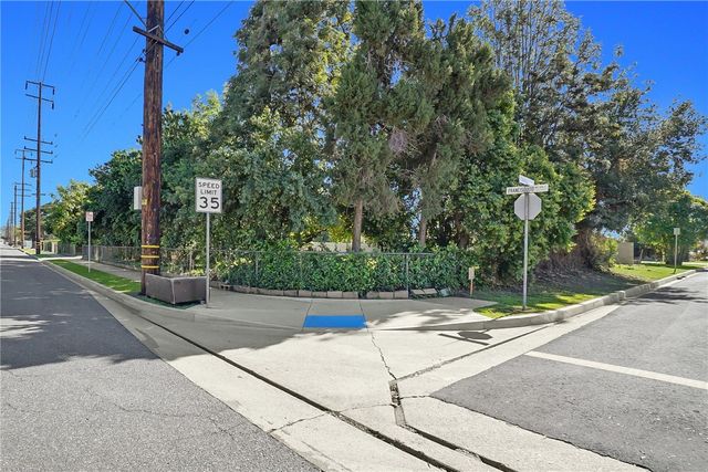 658 E Francisquito Ave, West Covina, CA 91790
