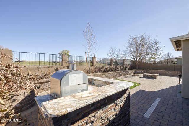 823 N MORALES Street, Dewey, AZ 86327