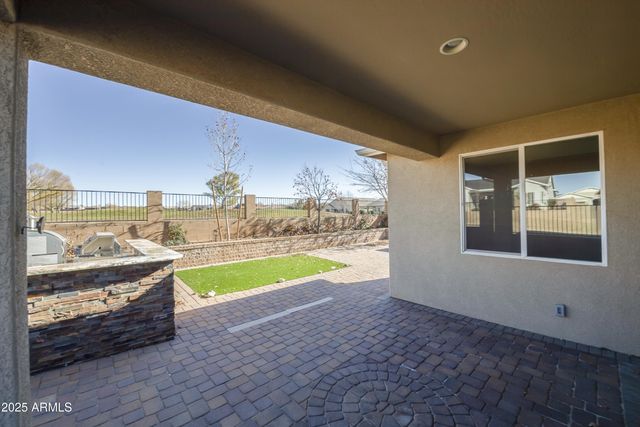 823 N MORALES Street, Dewey, AZ 86327