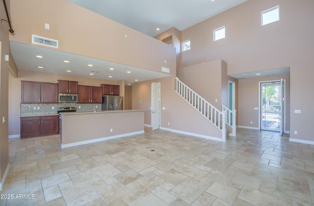 823 N MORALES Street, Dewey, AZ 86327