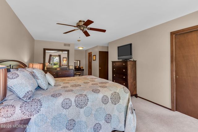 924 Goose Creek Road, Toms River, NJ 08753