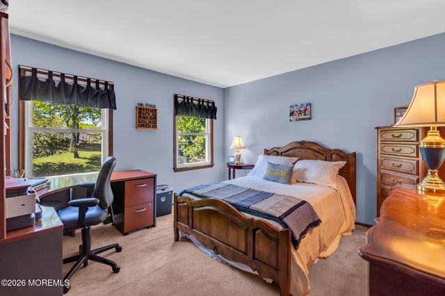 924 Goose Creek Road, Toms River, NJ 08753