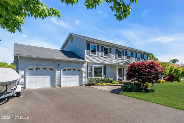 924 Goose Creek Road, Toms River, NJ 08753