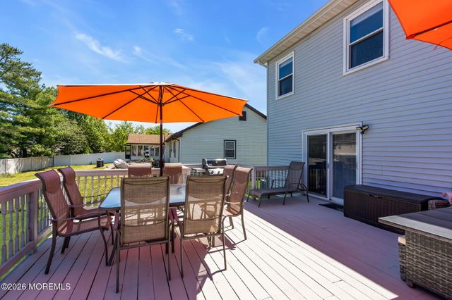 924 Goose Creek Road, Toms River, NJ 08753