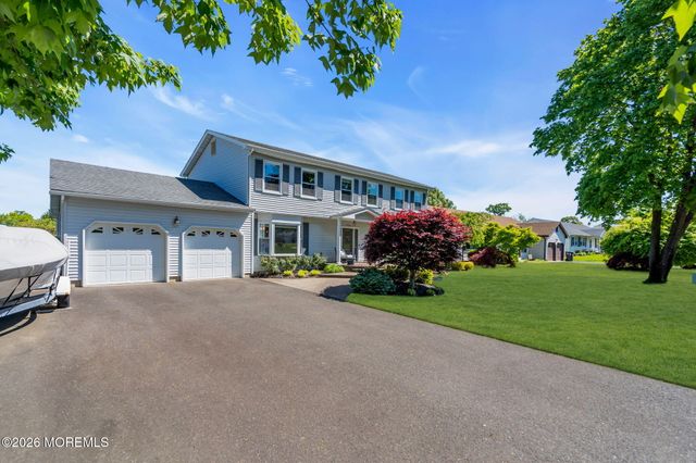 924 Goose Creek Road, Toms River, NJ 08753