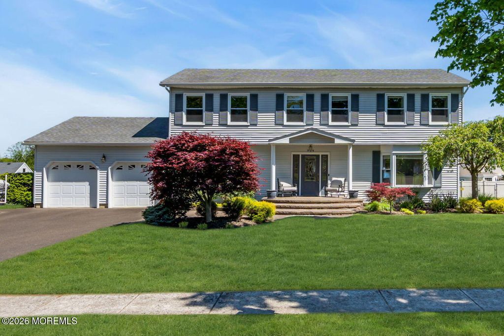 924 Goose Creek Road, Toms River, NJ 08753