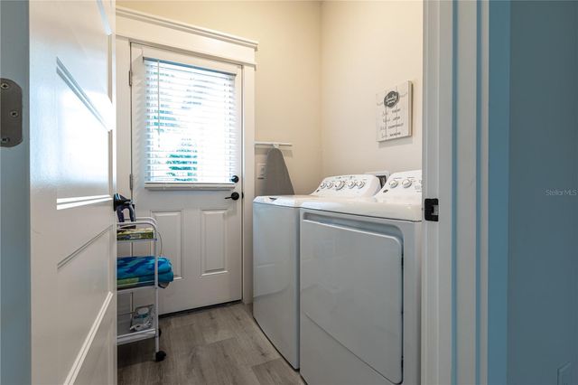 507 E PARIS STREET, Tampa, FL 33604