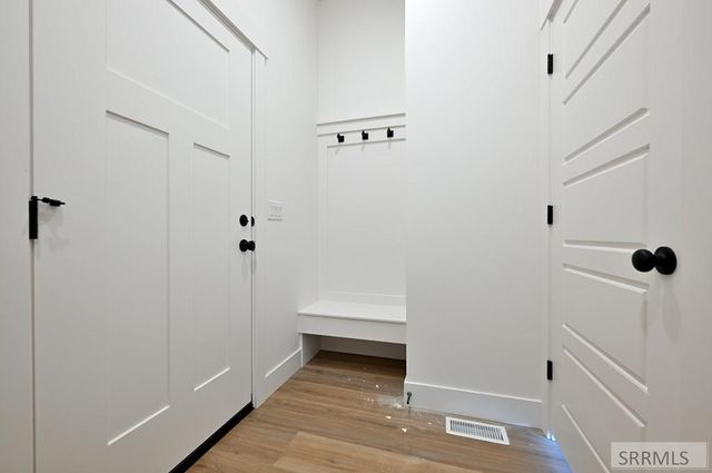 3055 Peacock Lane, Ammon, ID 83406