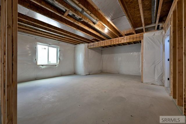 3055 Peacock Lane, Ammon, ID 83406