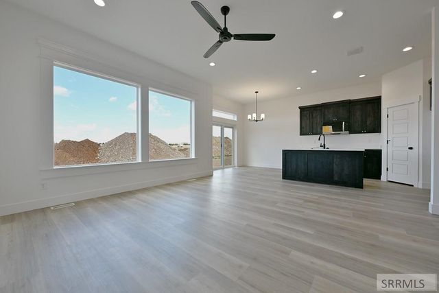 3055 Peacock Lane, Ammon, ID 83406