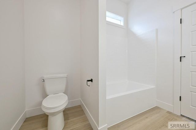 3055 Peacock Lane, Ammon, ID 83406