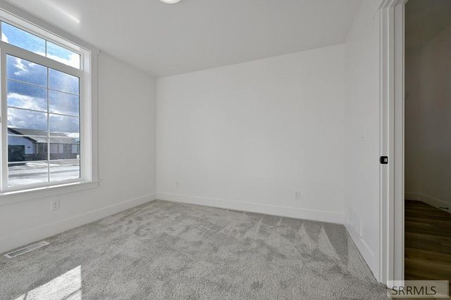 3055 Peacock Lane, Ammon, ID 83406